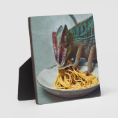 Plaque Photo Chameleon Manger Spaghetti (Recto)