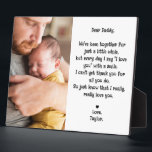 Plaque Photo Cher papa, mignon Editable Poème & Photo Tabletop<br><div class="desc">Un cadeau photo personnalisé pour un nouveau père de son bébé est une façon très émouvante de célébrer les premiers moments de parentalité d’un père. Cette plaque photo personnalisée sur table comporte une photo couleur complète, ainsi qu'un poème sucré imprimé en noir sur une police ludique sur un arrière -...</div>