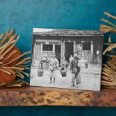 Plaque Photo Chinese Hawkers, c.1870 (b/w photo) (Côté)