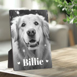 Plaque Photo Coeurs de nom de chat de chien animal<br><div class="desc">Plaque photo avec votre photo d'animal de compagnie personnalisée avec le nom de l'animal comme un texte blanc recouvert de deux coeurs.</div>