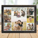 Plaque Photo Collage photo personnalisé 8<br><div class="desc">Faites votre propre plaque d'affichage photo avec 8 de vos souvenirs de photos chères dans un collage photo moderne de style grille. Ajoutez simplement vos photos pour un décor photo maison personnalisé ou un cadeau personnalisé pour votre famille et vos amis. Caractéristiques imitation cadre de bois arrière - plan.</div>