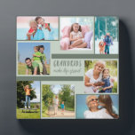 Plaque Photo Collage photo personnalisé pour grand-parents Carr<br><div class="desc">Créez votre propre photo Collage sur cette plaque nette avec pied de chevalet. Le modèle photo est configuré pour vous permettre d'ajouter 8 de votre photo préférée, travaillant à l'échelle des aiguilles d'une montre en haut à gauche. Le design comprend le libellé "Grandkids make life grand" dans la typographie à...</div>