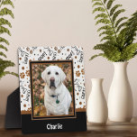 Plaque Photo Cute Dog Bark Bones Photo Nom Customisé<br><div class="desc">Fun Dog Bark Woof Motif Nom de la photo Plaque- dessin coloré et élégant parfait pour les animaux de compagnie. Ces plaques de chevalet photo personnalisées amusantes font de grands cadeaux pour la famille, les amis, les collègues, les enseignants, etc... Le cadeau parfait pour tous vos Valentins qui aiment leurs...</div>