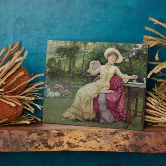 Plaque Photo Drinking Coffee and Reading in the Garden (Côté)