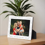 Plaque Photo Élégant Script Meilleur Père Jamais Garde Photo<br><div class="desc">Célébrez le meilleur Père jamais avec un souvenir inoubliable! Surprenez le meilleur père jamais avec un cadeau inoubliable qui capture des moments chéris et l'amour de sa famille. Notre élégante plaque de tenue de photo de script "Père" peut être personnalisée avec sa photo, le nom du père, et le nom...</div>