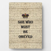 Plaque Photo Elle qui doit être obéie (Devant)