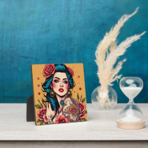 Fille aux cheveux bleus et roses
