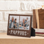 Plaque Photo Grand-père Russe Deux Photo Pappous<br><div class="desc">Le panneau en bois de charme pour la Fête des pères,  les anniversaires ou la fête des grands-parents présente deux photos côte à côte sur un arrière - plan rustique avec "Pappous" en dessous.</div>