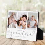 Plaque Photo Grandma Modern Heart Script Photo Collage Love<br><div class="desc">Aimez-vous GRANDMA : Grand cadeau photo personnalisé pour grands-parents, Saint-Valentin, Fête des mères, ou les Fêtes : Cette plaque photo moderne est facile à customiser avec vos 3 photos préférées. Le texte ci-dessous peut être personnalisé pour lire le nom de l'enfant ou membre de la famille ainsi que le texte...</div>