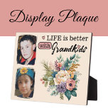 Plaque Photo La vie florale est meilleure 2 photo Grandkids ros<br><div class="desc">Célébrez la joie de la famille avec notre belle plaque d'affichage florale! Avec un espace pour deux photos chères, cette plaque est ornée d'un design floral vibrant qui ajoute une touche d'élégance à tout espace. Le message sincère, "La vie est meilleure avec les petits-enfants" est affiché en noir classique, ce...</div>