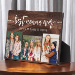 Plaque Photo Meilleur Nonna jamais - Petits-enfants Bois Photo<br><div class="desc">Célébrez la "Meilleure Vierge jamais" avec cette Plaque de collage de photos pour petits-enfants personnalisée. Ce cadeau plein de coeur comprend un collage magnifiquement arrangé de photos chères capturant des moments spéciaux, complété par un message d'amour. Conçu à partir de matériaux de haute qualité avec une finition épurée, il est...</div>