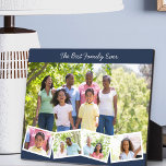 Plaque Photo Meilleure famille jamais - Photo personnalisée Col<br><div class="desc">Gardez votre famille proche avec cette belle plaque photo style chevalet. Le modèle pour est configuré pour vous permettre d'ajouter 5 de vos photos préférées. La photo principale sera utilisée comme arrière - plan et les 4 photos restantes seront disposées dans une bande photo en zigzag le long du fond....</div>