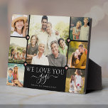 Plaque Photo Moderne We Love You Gigi Family<br><div class="desc">Un cadeau élégant et moderne pour la Fête des Mères : Une plaque de collage photo de famille Instagram branchée lisant WE LOVE YOU GIGI en joli texte écrit à la main avec vos noms et 7 de vos photos préférées accentuées par des coeurs d'or rose doux imprimé pour la...</div>