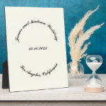 Plaque Photo Nom de la Personnaliser, date noir mariage ivoire<br><div class="desc">Nom de la Personnaliser, date noir ivoire courbée lettres mariage plaque, signer le texte personnalisé, le personnaliser avec votre propre texte, informations</div>