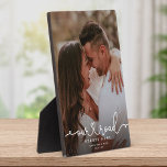 Plaque Photo NOTRE ROUTE COMMENCE ICI Script Mariage photo mode<br><div class="desc">Plaque photo personnalisée en couple,  fiançailles ou mariage avec un script cardiaque moderne lisant NOTRE ROUTE COMMENCE ICI avec vos noms et votre date.</div>