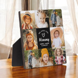 Plaque Photo Nous t'aimons Maman Famille Photo moderne Collage<br><div class="desc">La Plaque de collage photo moderne de la famille We Love You est un souvenir qui célèbre le lien spécial entre une mère et sa famille. Avec un design personnalisable, cette plaque vous permet de télécharger vos photos de famille préférées et de les organiser dans un beau collage. L'agencement élégant...</div>
