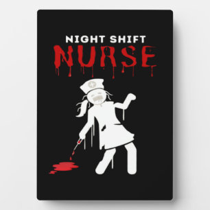 Plaque Photo Nuit Shift Nurse Funny Halloween Classic T-Shirt