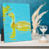 Plaque Photo Oie-bébé jaune avec eau bleu clair (Côté)