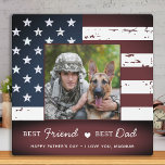 Plaque Photo Patriotique meilleur ami meilleur DAD photo de chi<br><div class="desc">Meilleur Ami Meilleur Père ♡... Surprenez votre père de chien préféré que ce soit son anniversaire, sa Fête des pères ou Noël avec cette plaque photo personnalisée du drapeau américain patriotique. Customisez cette plaque de chien avec la photo et le nom préférés du chien! Personnalisez avec le nom et le...</div>