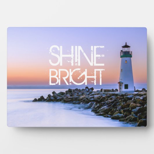 Plaque Photo Phare lumineux Pastel Sunset Rocky Beach (Devant)