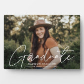 Plaque Photo Photo de Graduate moderne White Script Graduate (Devant)