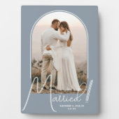Plaque Photo Photo de mariage Elegant Arch Bleu Poussiéreux (Devant)