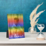 Plaque Photo Photo Love Pride Rainbow Overlay<br><div class="desc">Cette conception est également disponible sur d'autres modèles de téléphone. Choisissez Type de périphérique pour voir d'autres iPhone, Samsung Galaxy ou coques Google. Certains styles peuvent être modifiés en sélectionnant Style si c'est une option. Cette conception peut être personnalisée dans la zone fournie en modifiant la photo et/ou le texte....</div>