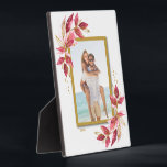 Plaque Photo Photo mariage<br><div class="desc">Plaque tabletop avec chevalet encastré avec votre photo préférée accentuée de beaux feuilles rouges, roses et or. MODIFIEZ la date à l'année courante ou vous pouvez la supprimer ou ajouter plus d'informations. Idéal comme cadeau ou pour afficher votre photo préférée dans votre propre maison. Vos couleurs d'image sont directement placées...</div>