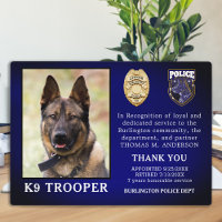 Retraite de l'unité canine de police Officier Chie