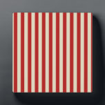 Plaque Photo Retro Vintage Vertical PopCorn Classic Stripes<br><div class="desc">Un décor à rayures horizontales ou verticales est un style design graphique classique moderne qui fait toujours un grand cadeau personnalisé pour vous-même ou pour quelqu'un de spécial sur votre liste, ils sont sûrs de faire une impression dans toutes les occasions festives. Toujours heureux d'aider. Envoyez-nous un courriel en utilisant...</div>