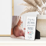Plaque Photo Seules les meilleures mamans sont promues à Nonna<br><div class="desc">Célébrez la meilleure grand-mère italienne jamais avec cette douce plaque photo portant la citation "seules les meilleures mamans sont promues à Nonna." Ajoutez votre photo préférée et personnalisez avec l'année et une ligne de texte personnalisé. Un petit spray de fleurs d'aquarelle rose complète le design pour un cadeau charmant et...</div>