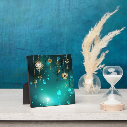 Plaque Photo Skeleton Keys on Green Background (Insitu)