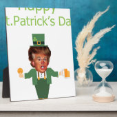 Plaque Photo st patrick trump leprechaun (Côté)