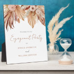 Plaque Photo Symbole d'entrée de la fête d'engagement de Bohême<br><div class="desc">Bohemian Engagement Party Bienvenue Entrée Plaque d'affichage Voir la collection correspondante à Niche et Nest Store Merci beaucoup</div>