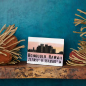 Plaque Photo Tablette Honolulu Skyline Latitude et Longitude (Côté)