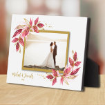 Plaque Photo Tablette photo sans cadre mariage Retour<br><div class="desc">Plaque tabletop avec chevalet intégré avec votre photo préférée accentuée avec de beaux feuilles et points d'aquarelle rouge et or. Idéal comme cadeau ou pour afficher votre photo préférée dans votre propre maison. Vos couleurs d'image sont directement placées sur le panneau du carton dur pour une image incroyablement nette avec...</div>