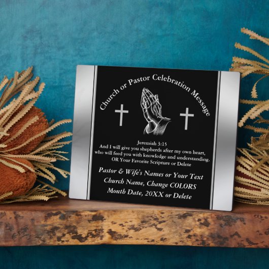 Plaques de l'anniversaire du pasteur, écritures (Côté)