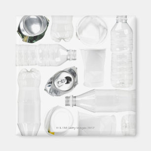 Plastic flesjes, kopjes en blikjes met aluminium magneet