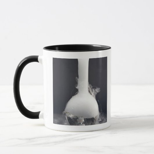 Platbodemkolf Mok (Links)