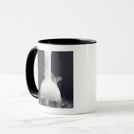 Platbodemkolf Mok (Voorkant links)