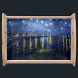 Plateau Nuit étoilée de Vincent van Gogh sur le Rhône<br><div class="desc">1888. Starry Night Over the Rhone by Vincent Willem van Gogh,  un peintre post-impressionniste d'origine hollandaise dont l'oeuvre—remarquable par sa beauté brute,  son honnêteté émotionnelle et sa couleur audacieuse—a eu une influence considérable sur l'art du XXe siècle.</div>