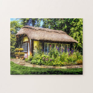 Plattelandshuis met puzzel met een kapend dak