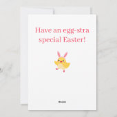 Playful Easter Chick & Colorful Eggs Feestdagenkaart (Achterkant)