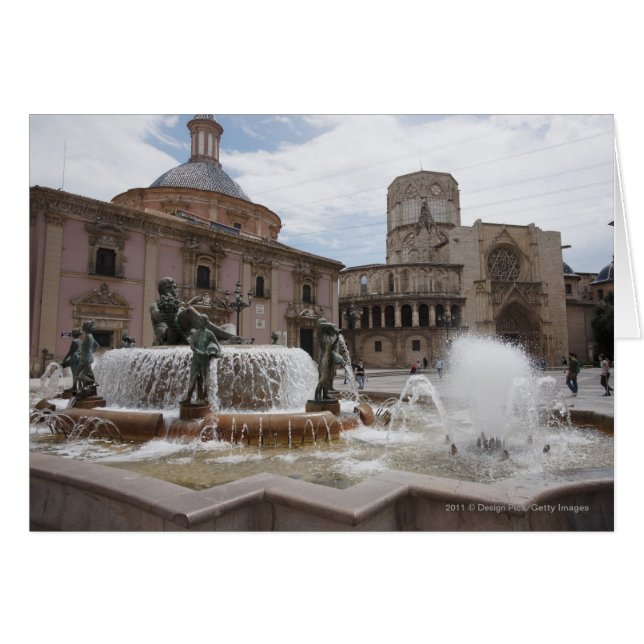 Plaza De La Virgin Et Basilique De Virgen (Devant horizontal)