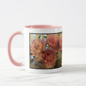 Pleine floraison de pivoines roses Mug (Gauche)