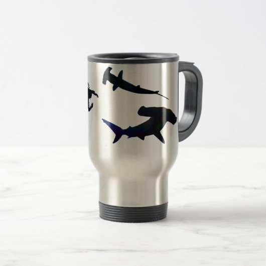 Plongeur de la SCUBA et requin mug (Devant droit)