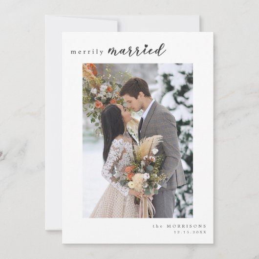 Plotselinge getrouwde minimalistische Winter Wedde Feestdagenkaart (Voorkant)