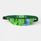 Pluie fraîche avec pochette banane papillon. (Recto)
