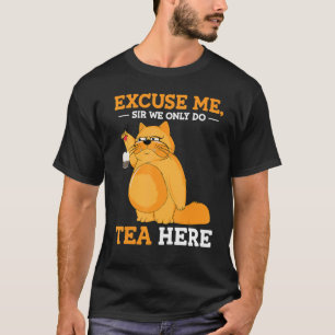 Pluizige Chagrijnige Kat Voor Thee T-shirt