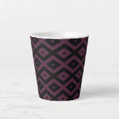 Plum en zwarte diamant patroon latte mok (Voorkant)